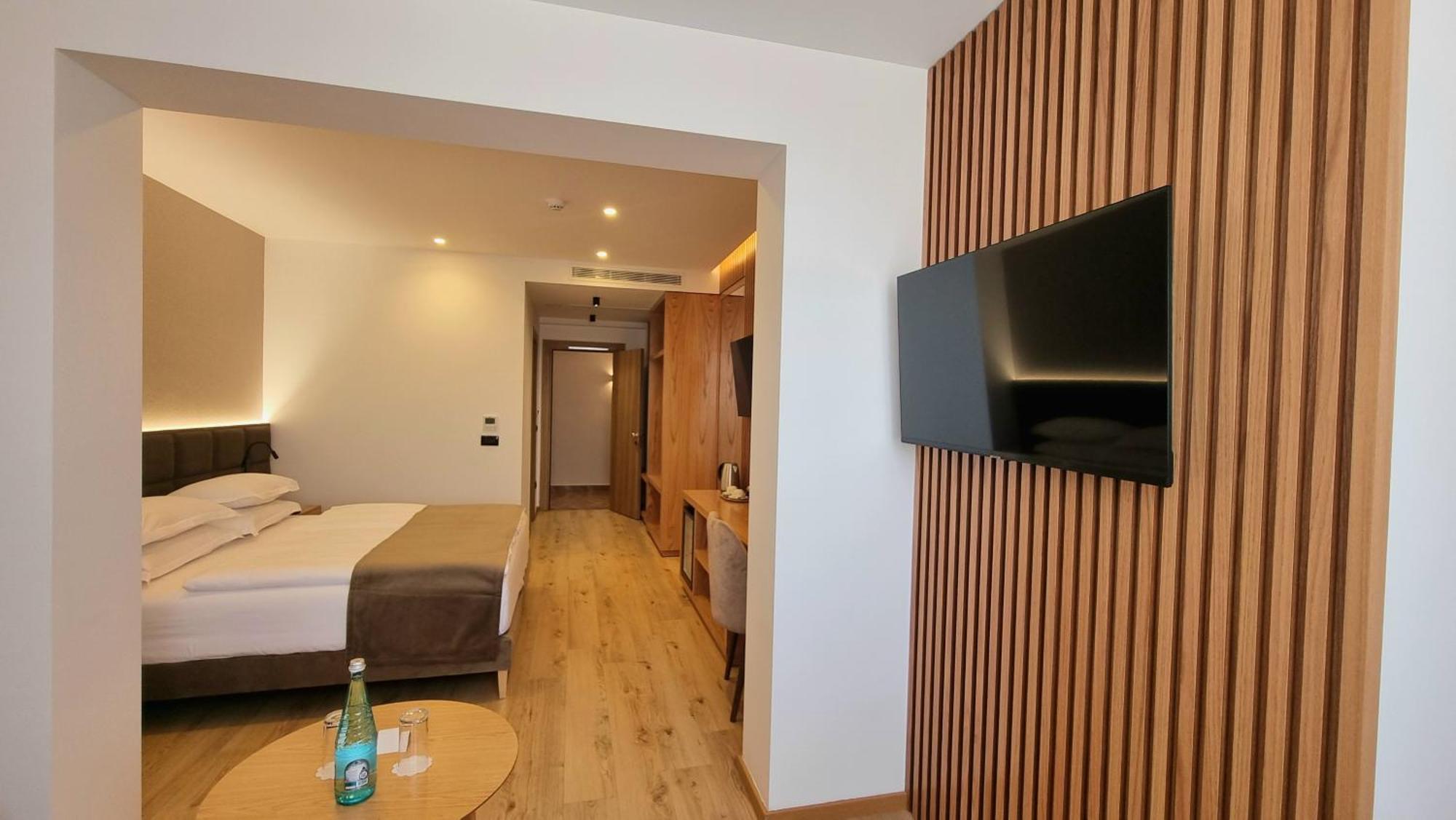 Sibb Hotel Tirana Kültér fotó