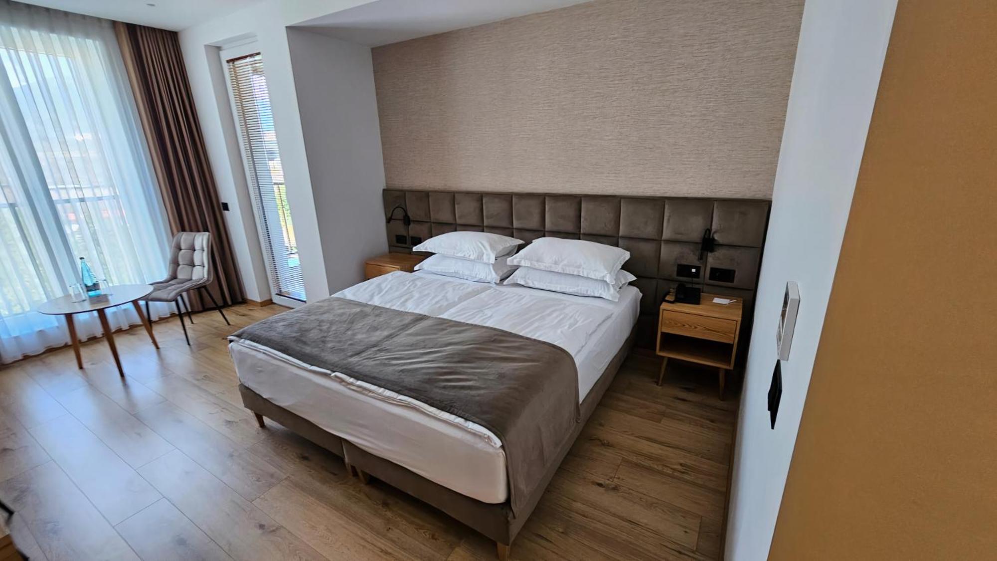 Sibb Hotel Tirana Kültér fotó