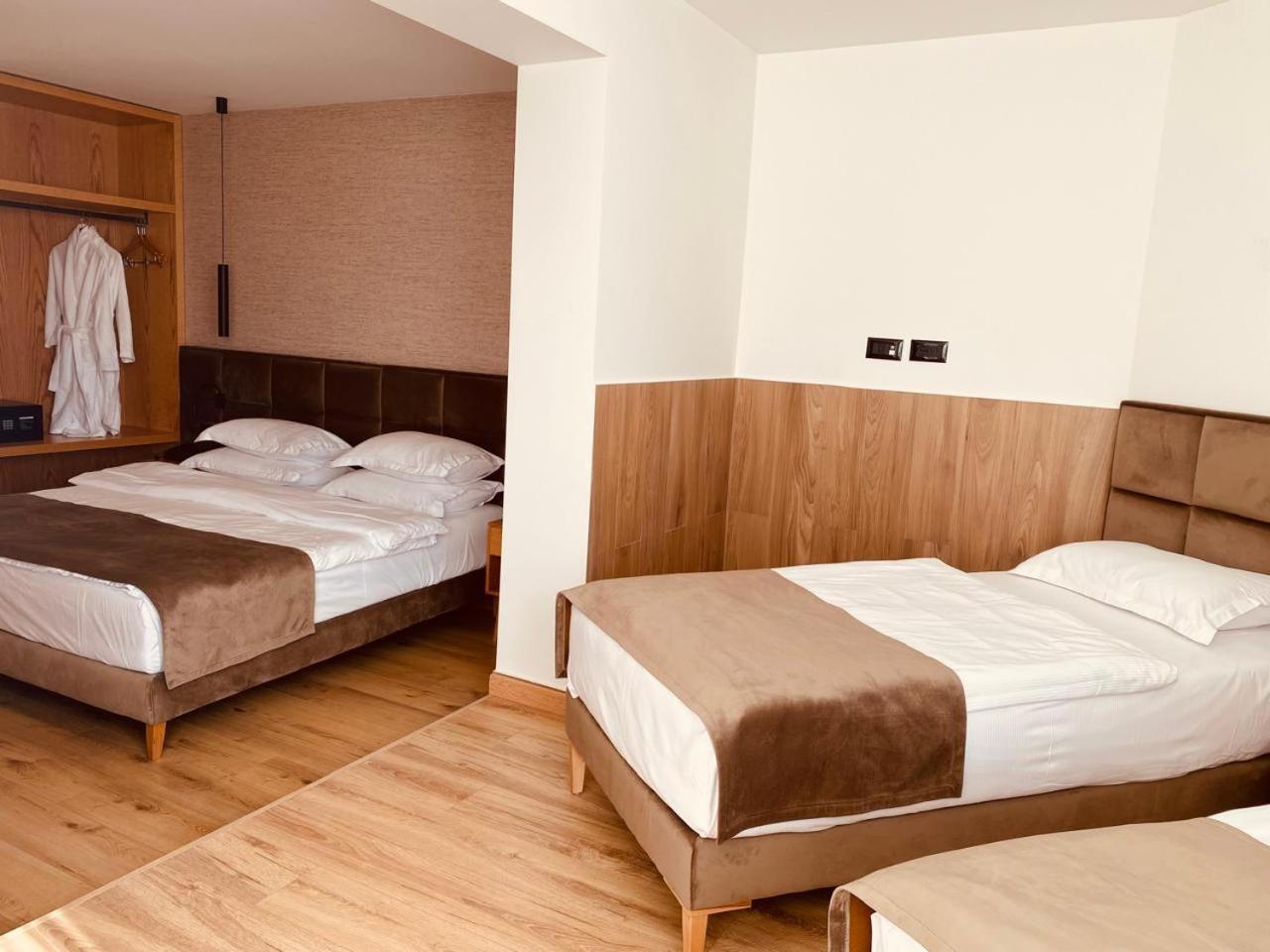 Sibb Hotel Tirana Kültér fotó